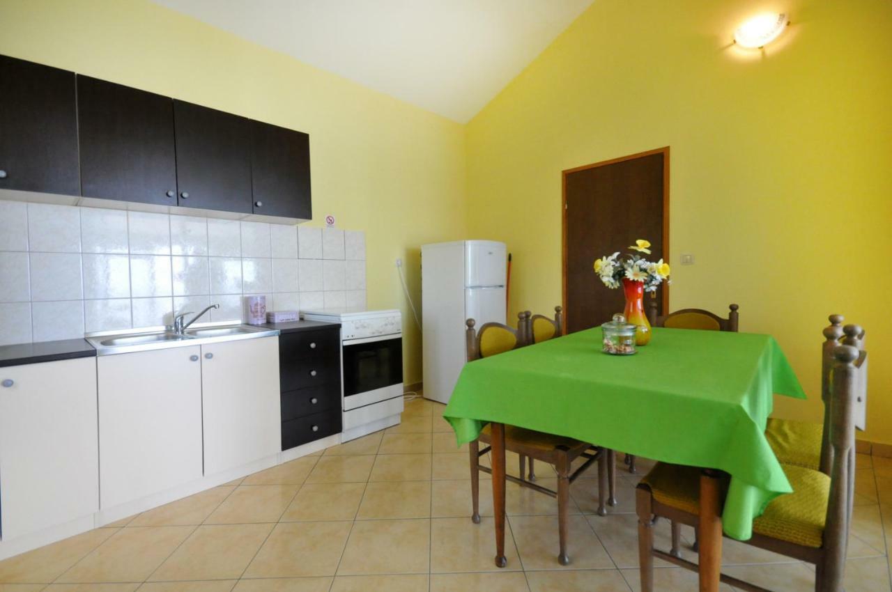 Apartament Almissa Omiš Zewnętrze zdjęcie